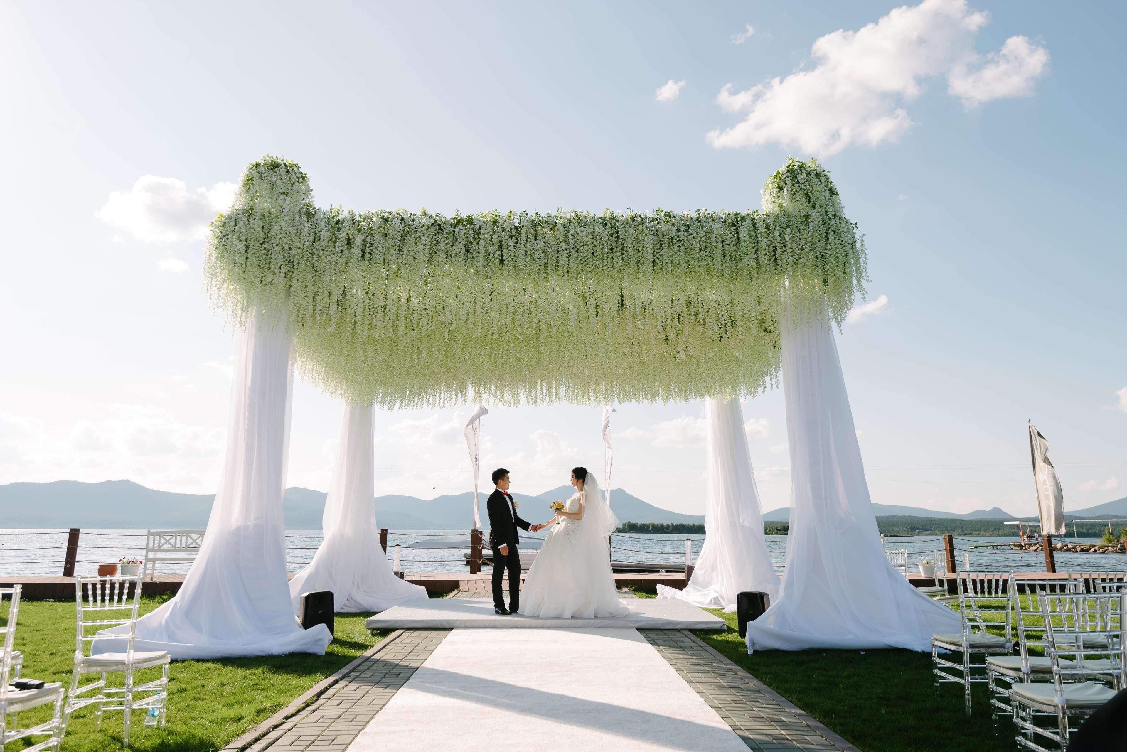 Rixos Borovoe Hotel Shchuchinsk Ngoại thất bức ảnh A wedding canopy